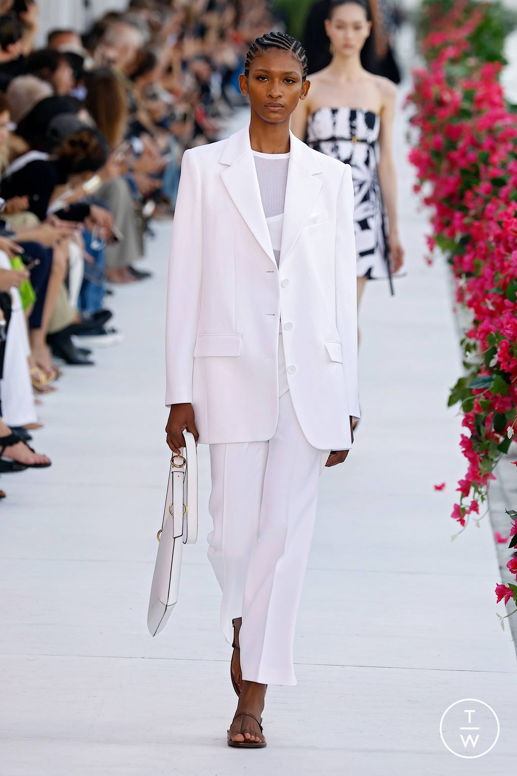 Fashion Week New York Spring/Summer 2024 look 43 from the Michael Kors Collection collection 女装