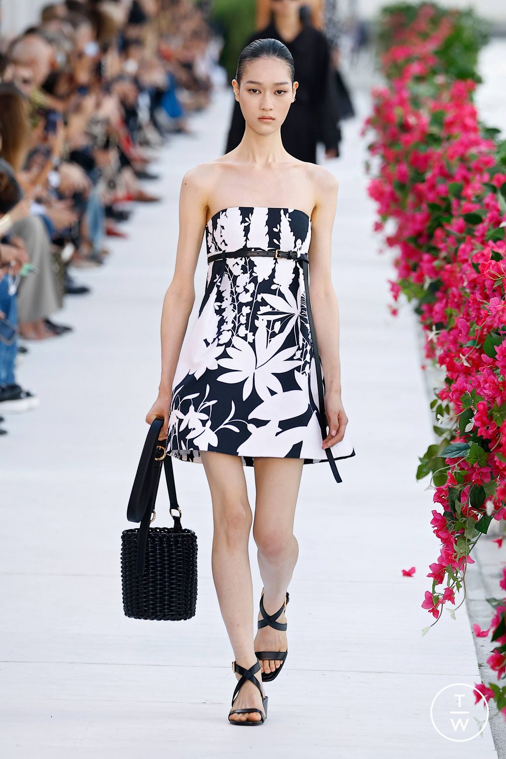 Fashion Week New York Spring/Summer 2024 look 44 de la collection Michael Kors Collection womenswear