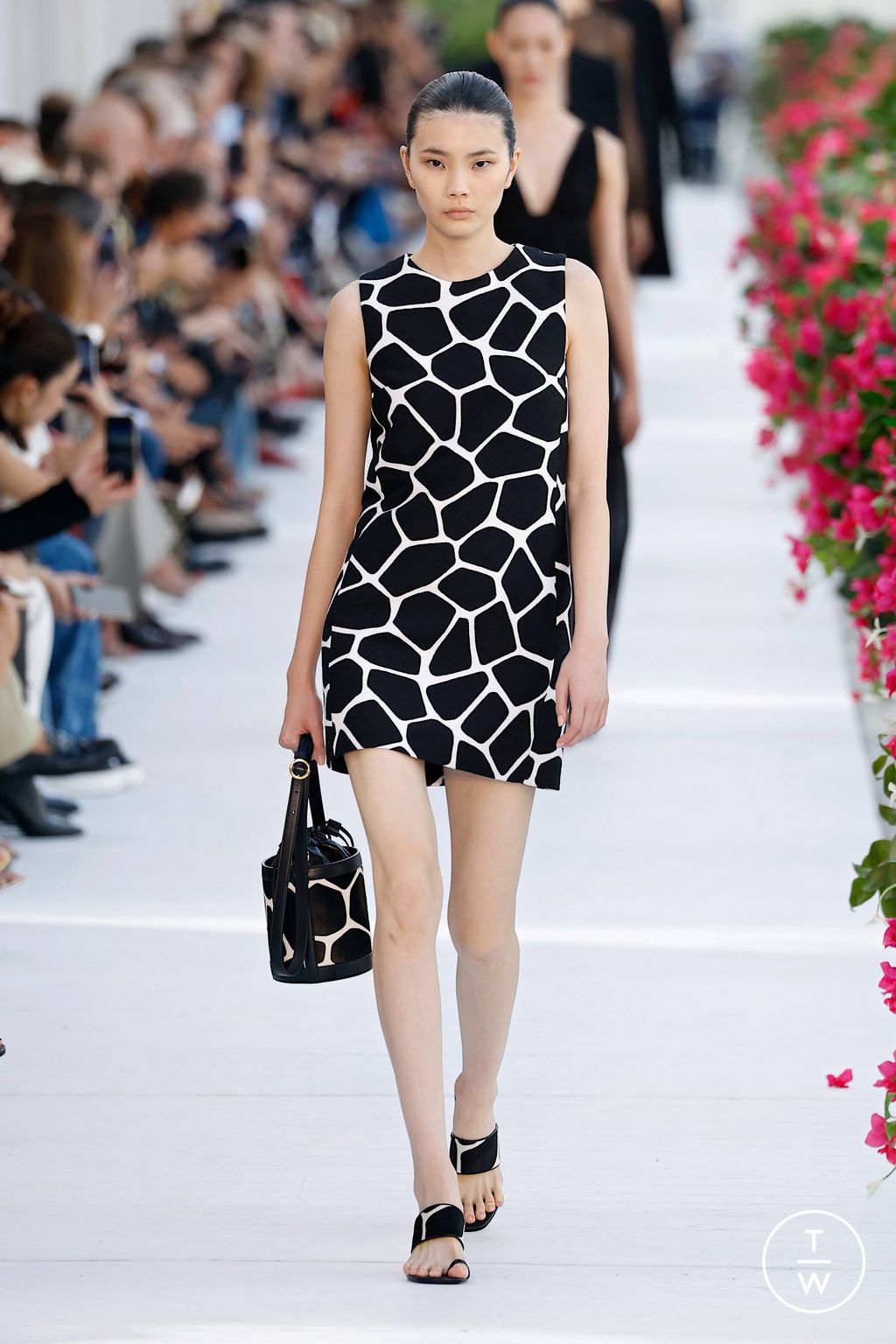 Fashion Week New York Spring/Summer 2024 look 50 de la collection Michael Kors Collection womenswear