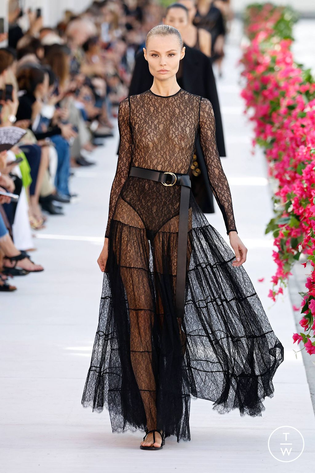 Fashion Week New York Spring/Summer 2024 look 53 from the Michael Kors Collection collection womenswear