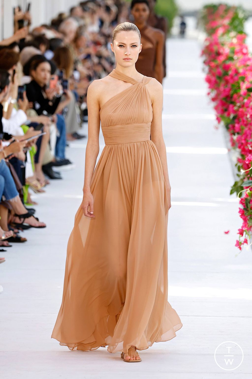 Fashion Week New York Spring/Summer 2024 look 63 de la collection Michael Kors Collection womenswear