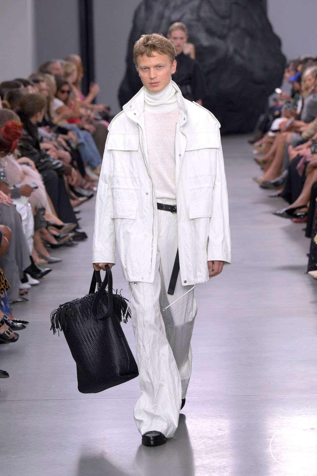 Fashion Week New York Spring/Summer 2025 look 17 from the Michael Kors Collection collection 女装