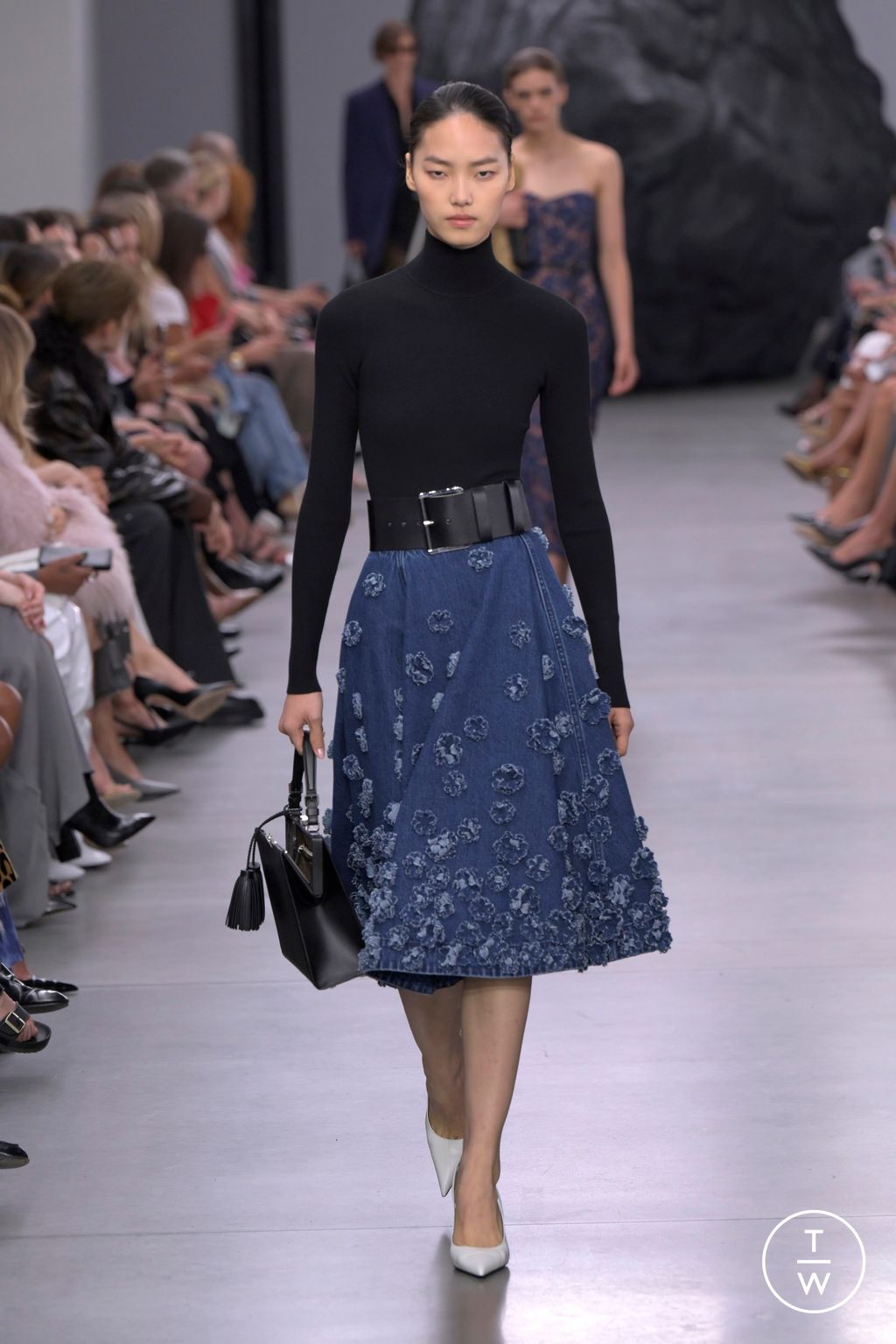 Fashion Week New York Spring/Summer 2025 look 30 from the Michael Kors Collection collection womenswear