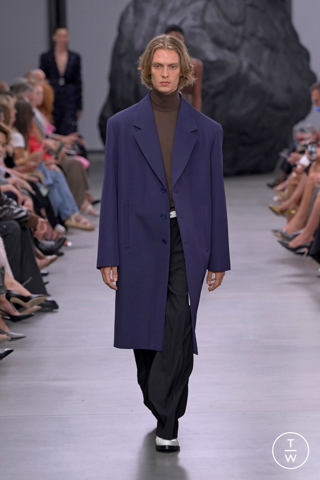 Fashion Week New York Spring/Summer 2025 look 34 from the Michael Kors Collection collection womenswear
