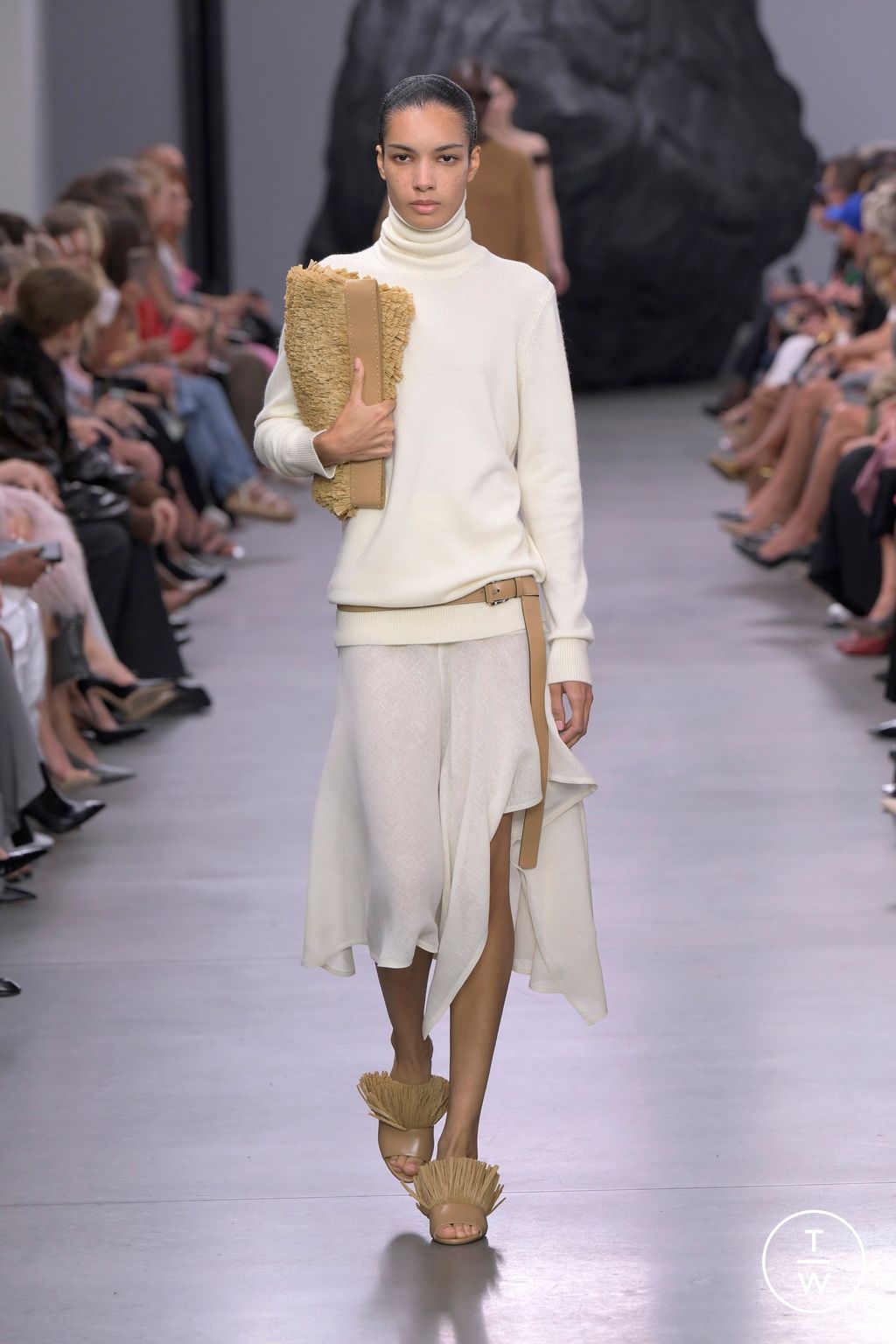 Fashion Week New York Spring-Summer 2025 look 40 from the Michael Kors Collection collection 女装