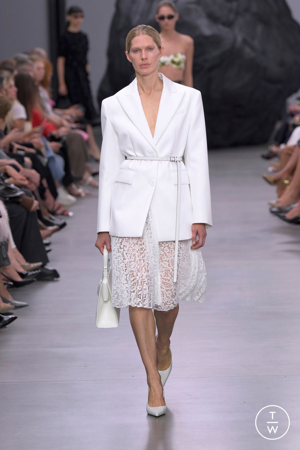 Fashion Week New York Spring/Summer 2025 look 54 from the Michael Kors Collection collection womenswear