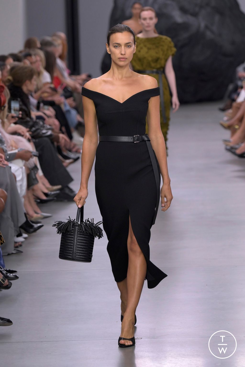 Fashion Week New York Spring/Summer 2025 look 58 from the Michael Kors Collection collection womenswear
