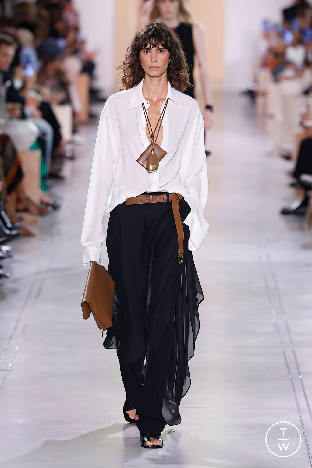 Fashion Week New York Spring/Summer 2026 look 1 from the Michael Kors Collection collection 女装