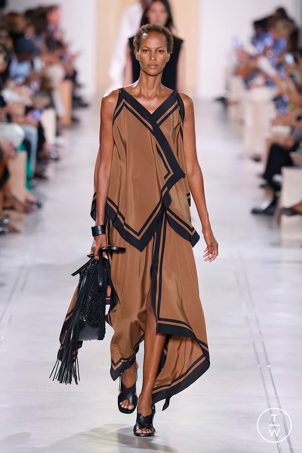 Fashion Week New York Spring/Summer 2026 look 6 from the Michael Kors Collection collection womenswear