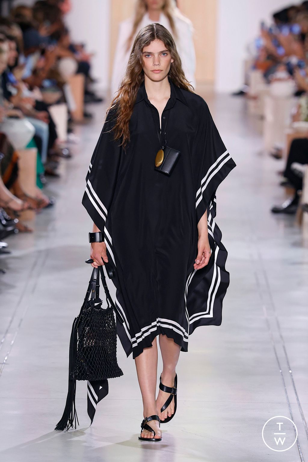 Fashion Week New York Spring/Summer 2026 look 10 from the Michael Kors Collection collection womenswear