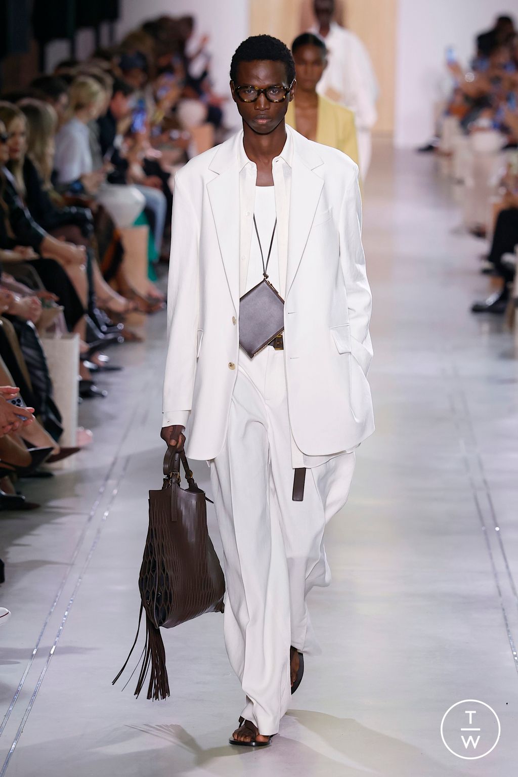 Fashion Week New York Spring/Summer 2026 look 16 from the Michael Kors Collection collection 女装