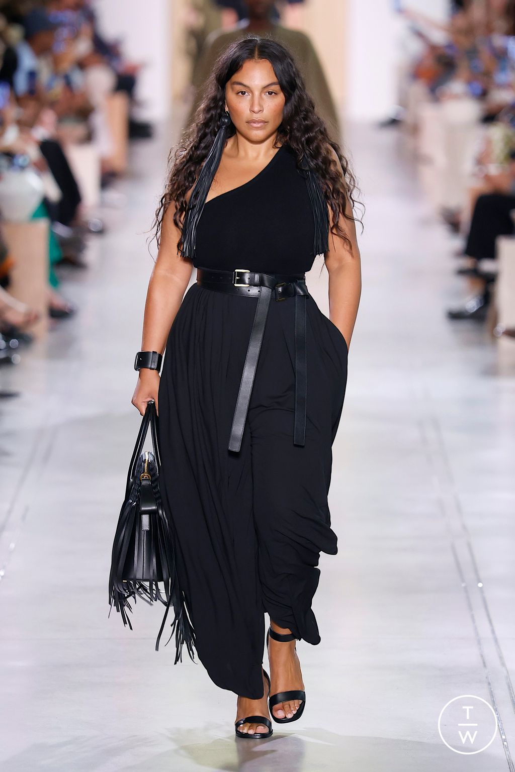 Fashion Week New York Spring/Summer 2026 look 41 from the Michael Kors Collection collection 女装