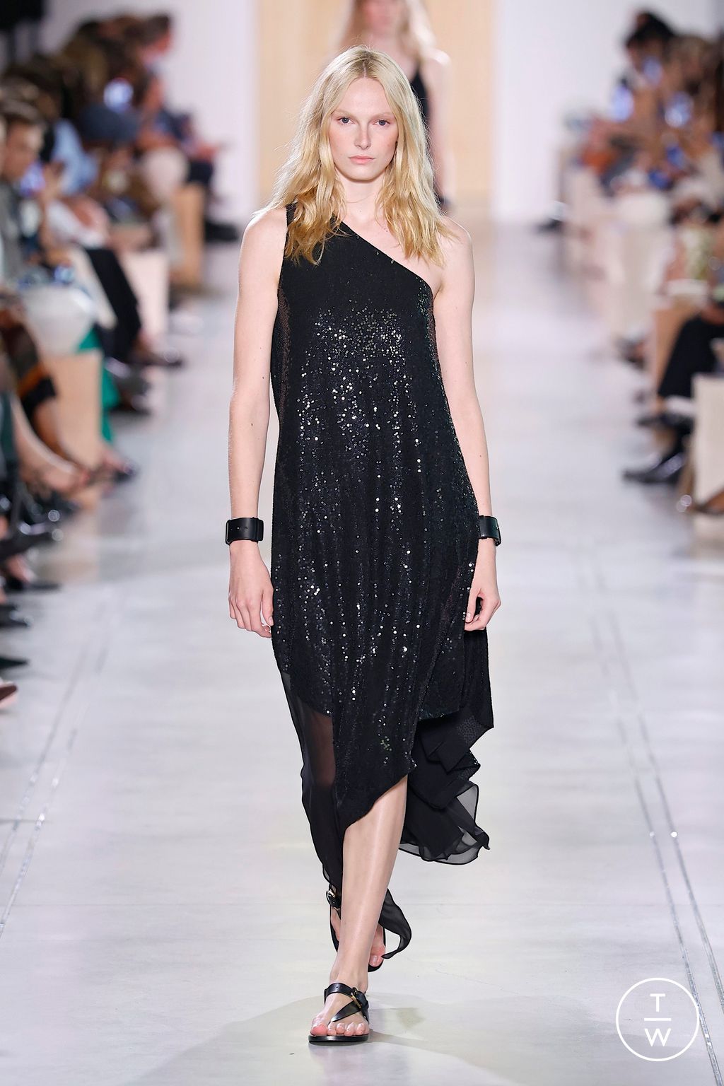 Fashion Week New York Spring/Summer 2026 look 53 from the Michael Kors Collection collection 女装