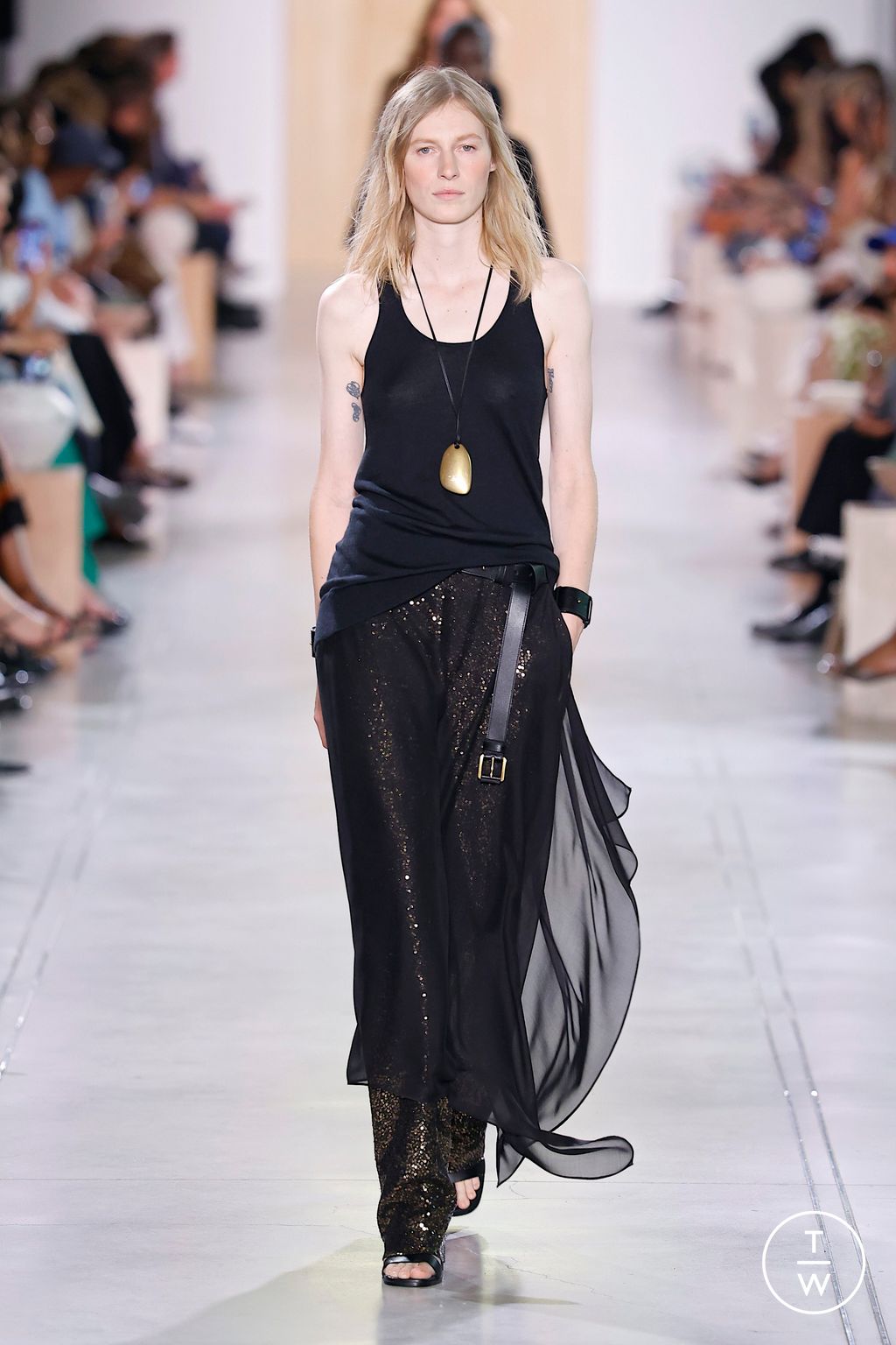Fashion Week New York Spring/Summer 2026 look 54 from the Michael Kors Collection collection 女装