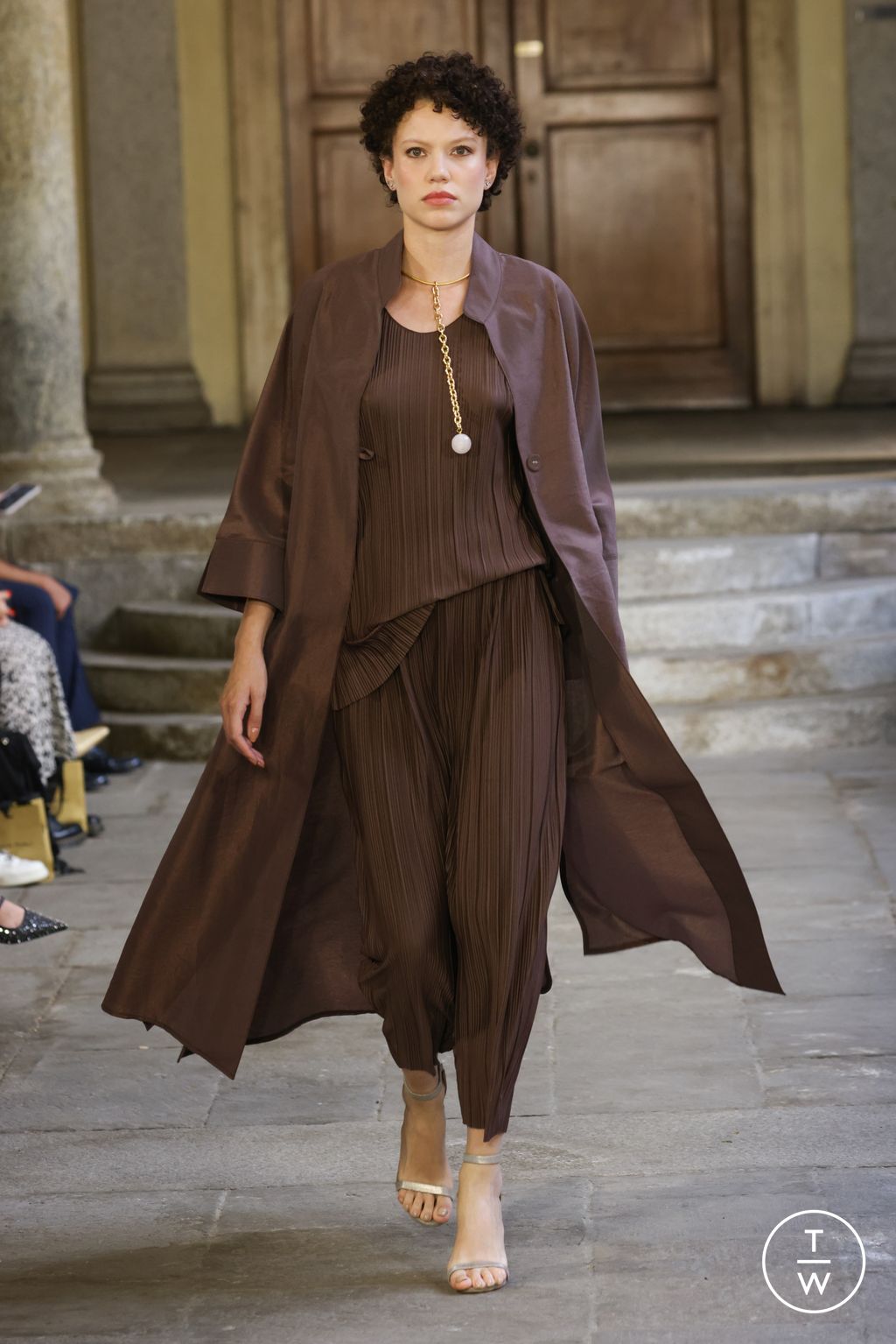 Fashion Week Milan Spring/Summer 2024 look 17 de la collection Martino Midali womenswear
