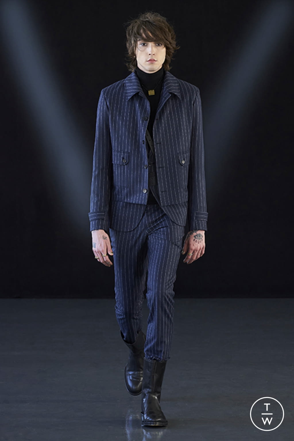 Fashion Week Milan Fall/Winter 2021 look 3 de la collection Miguel Vieira menswear