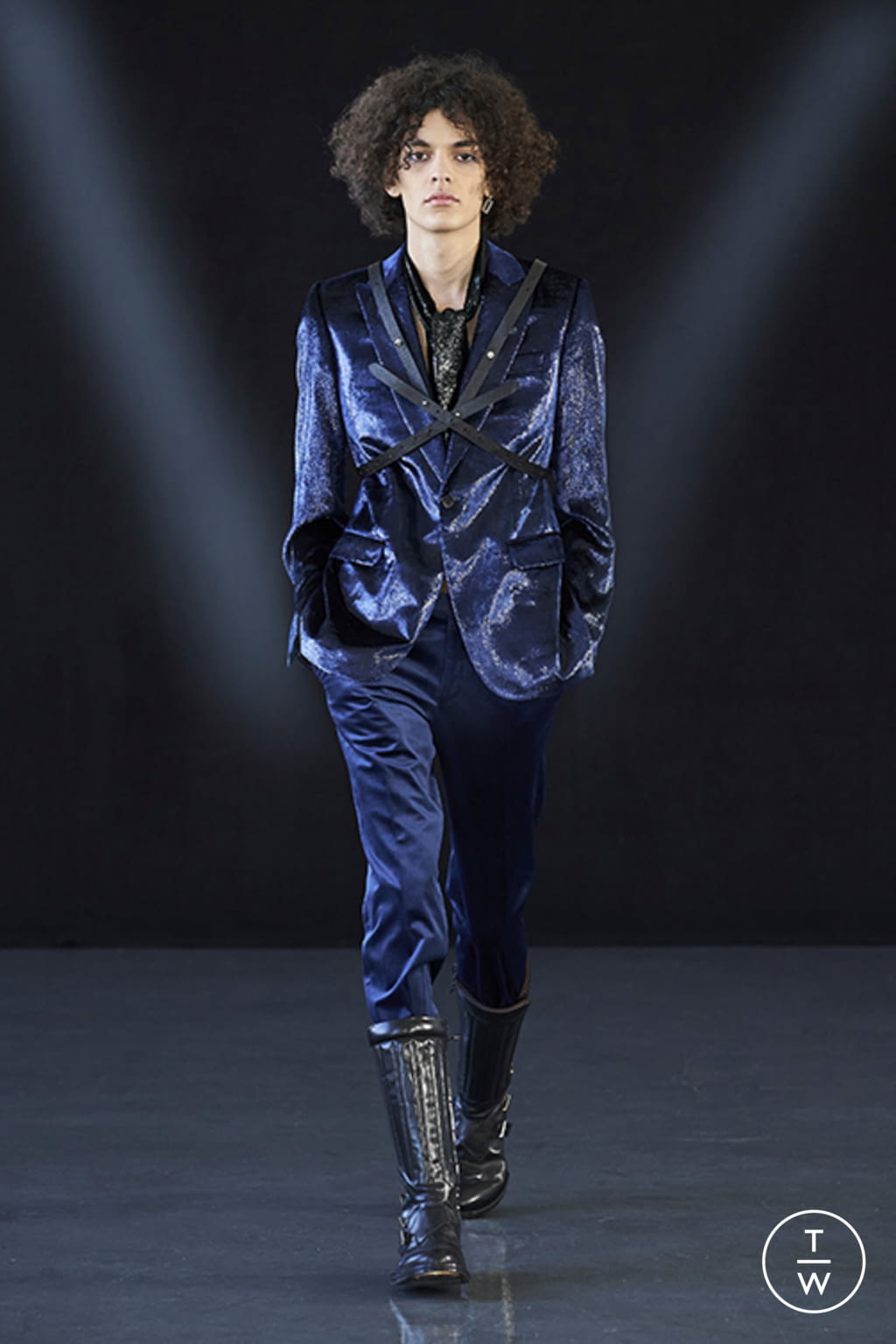 Fashion Week Milan Fall/Winter 2021 look 7 de la collection Miguel Vieira menswear