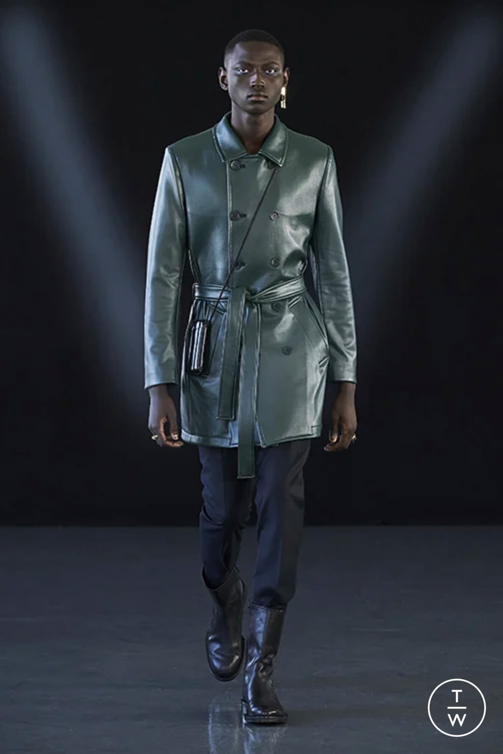 Fashion Week Milan Fall/Winter 2021 look 29 from the Miguel Vieira collection menswear