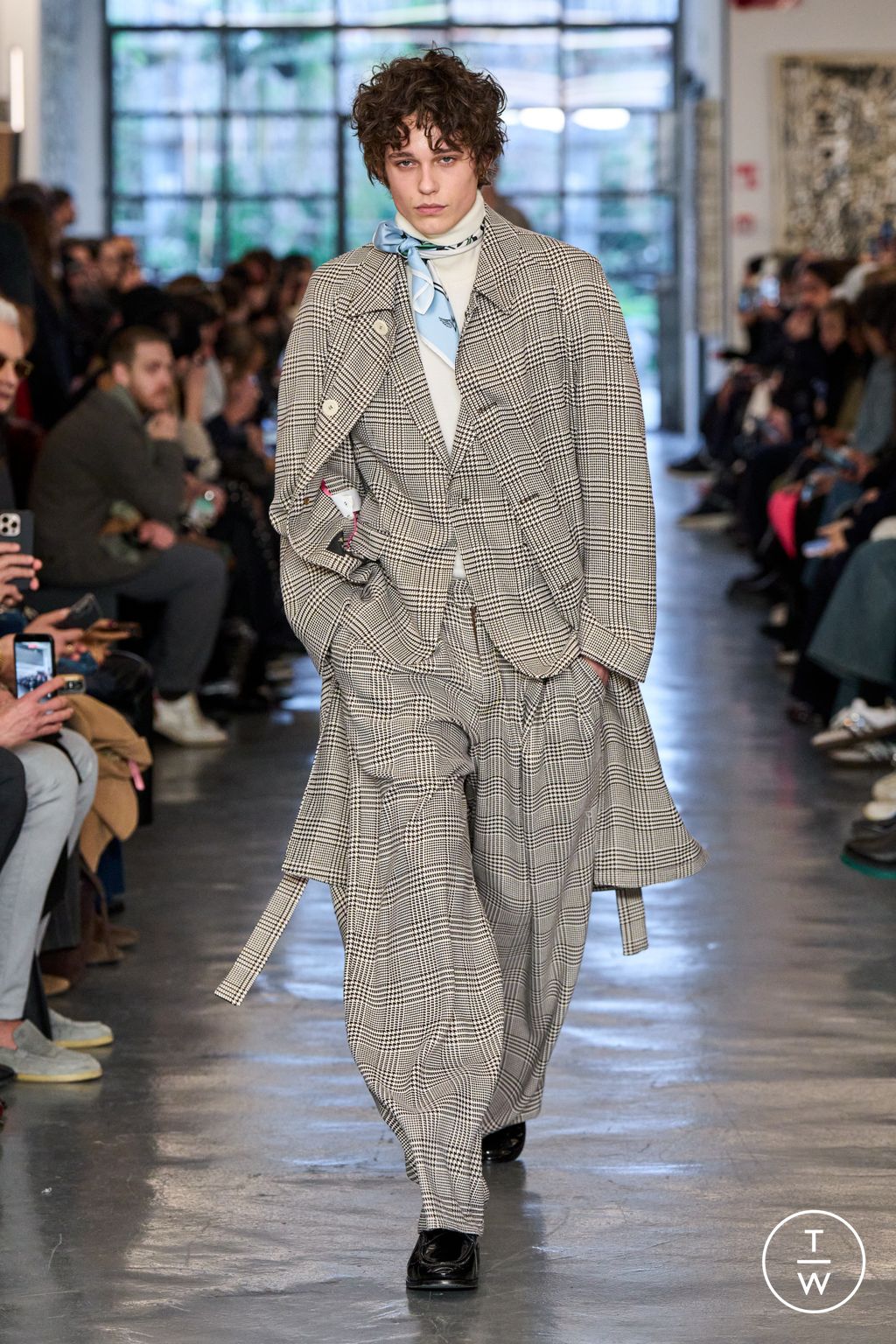Fashion Week Milan Fall/Winter 2026 look 10 from the Miguel Vieira collection menswear