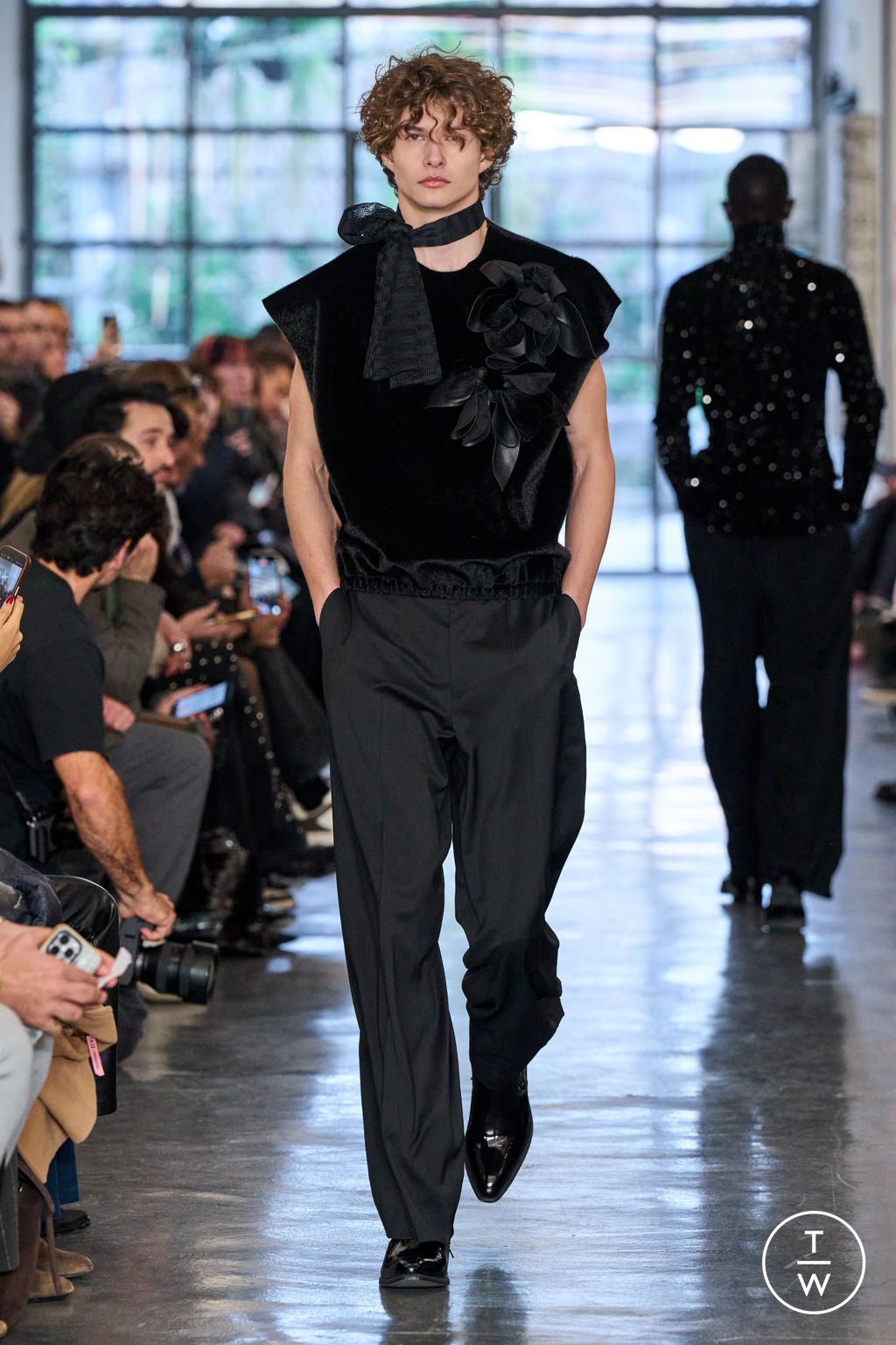 Fashion Week Milan Fall/Winter 2026 look 29 from the Miguel Vieira collection 男装
