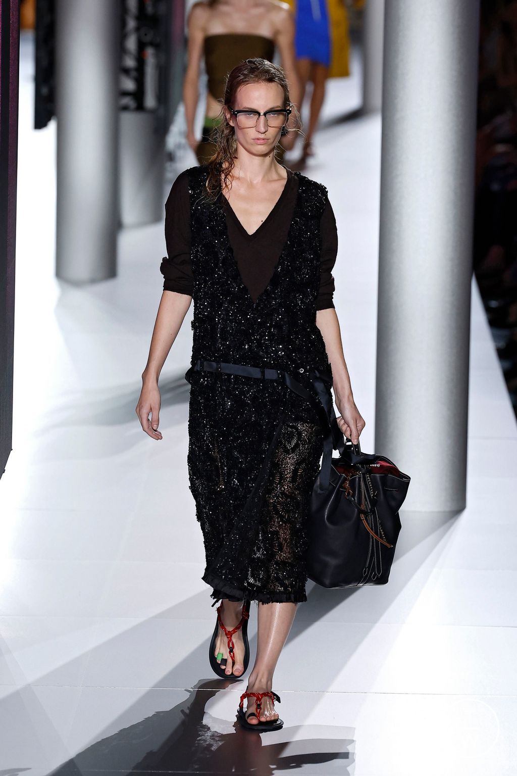 Fashion Week Paris Spring/Summer 2024 look 16 de la collection Miu Miu womenswear