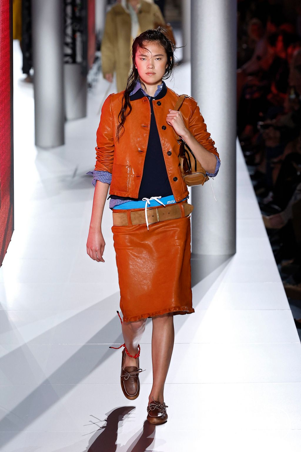 Fashion Week Paris Spring/Summer 2024 look 21 from the Miu Miu collection 女装