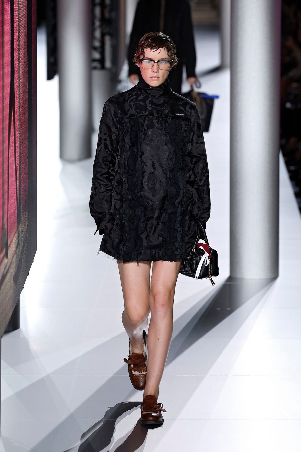 Fashion Week Paris Spring/Summer 2024 look 35 from the Miu Miu collection 女装