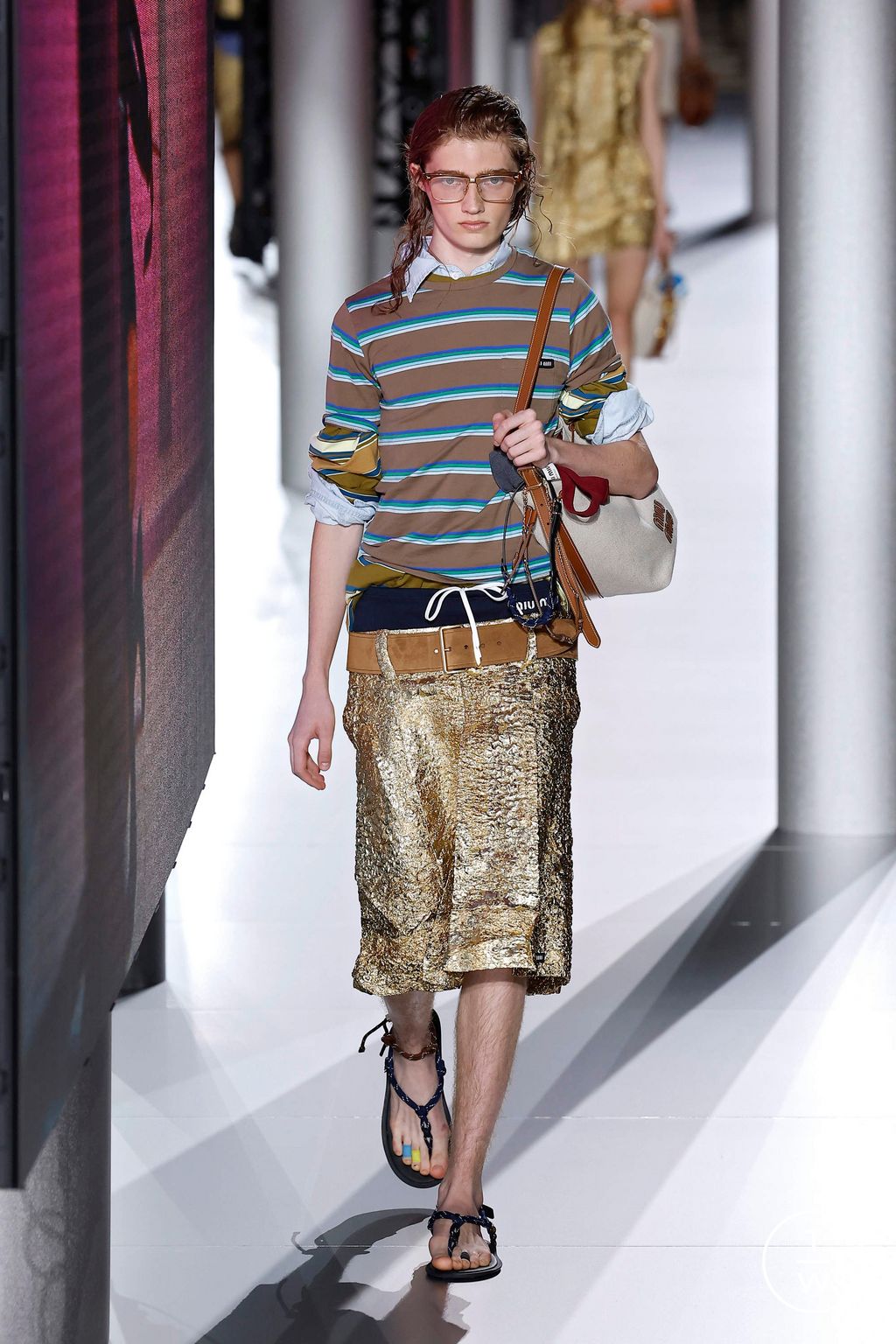 Fashion Week Paris Spring/Summer 2024 look 45 from the Miu Miu collection 女装