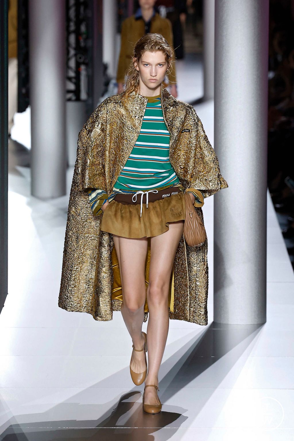 Fashion Week Paris Spring/Summer 2024 look 50 from the Miu Miu collection 女装