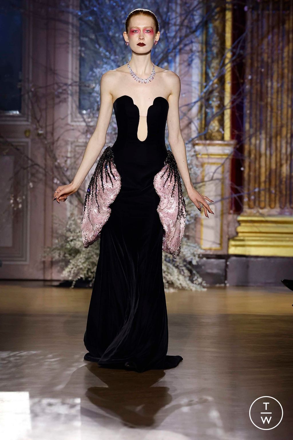Fashion Week Paris Spring/Summer 2023 look 1 from the Miss Sohee collection couture