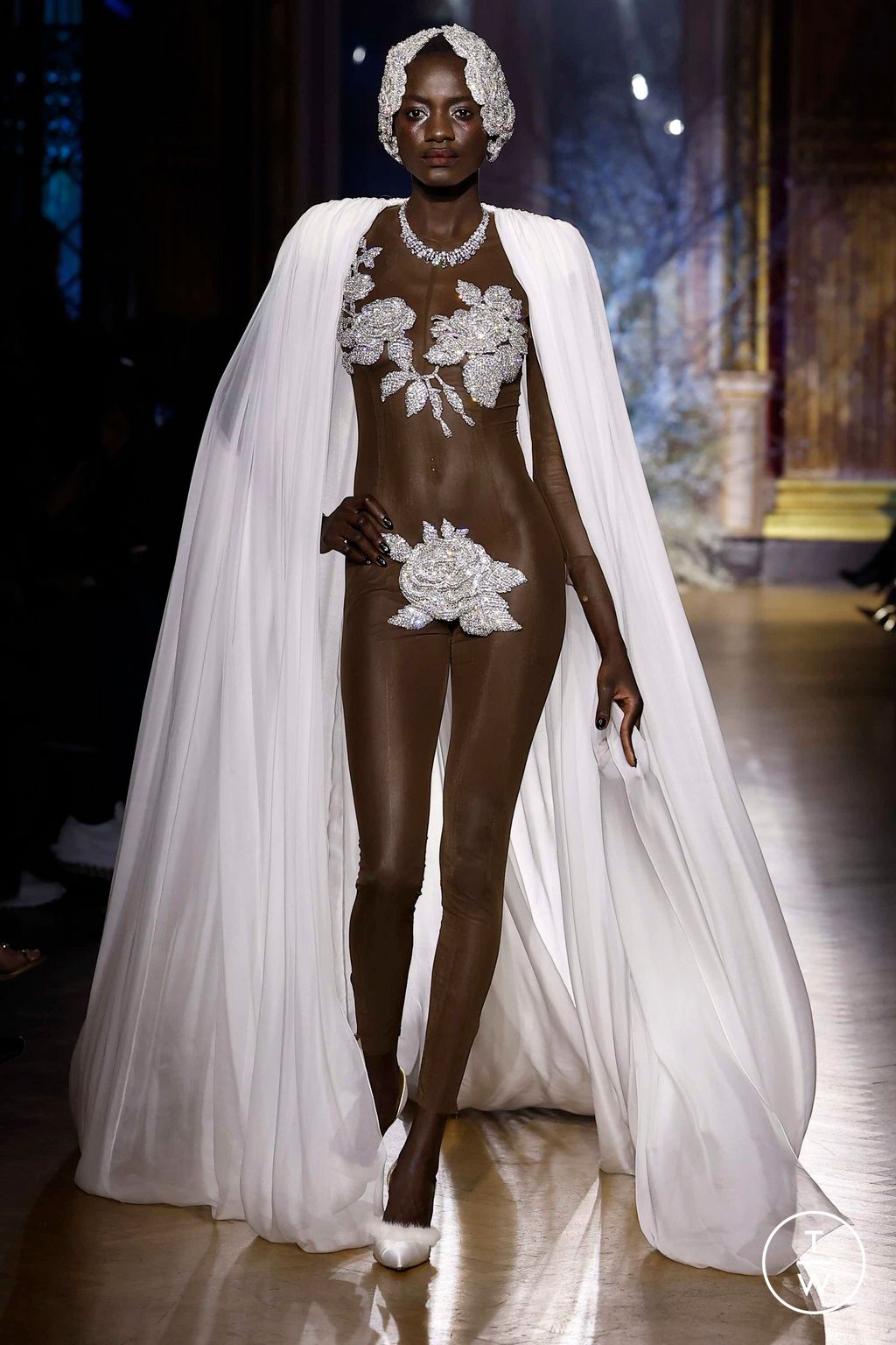 Fashion Week Paris Spring/Summer 2023 look 8 from the Miss Sohee collection couture