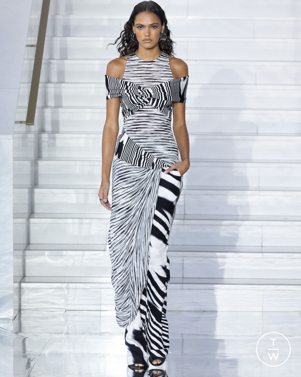 Fashion Week Milan Spring/Summer 2023 look 1 from the Missoni collection 女装