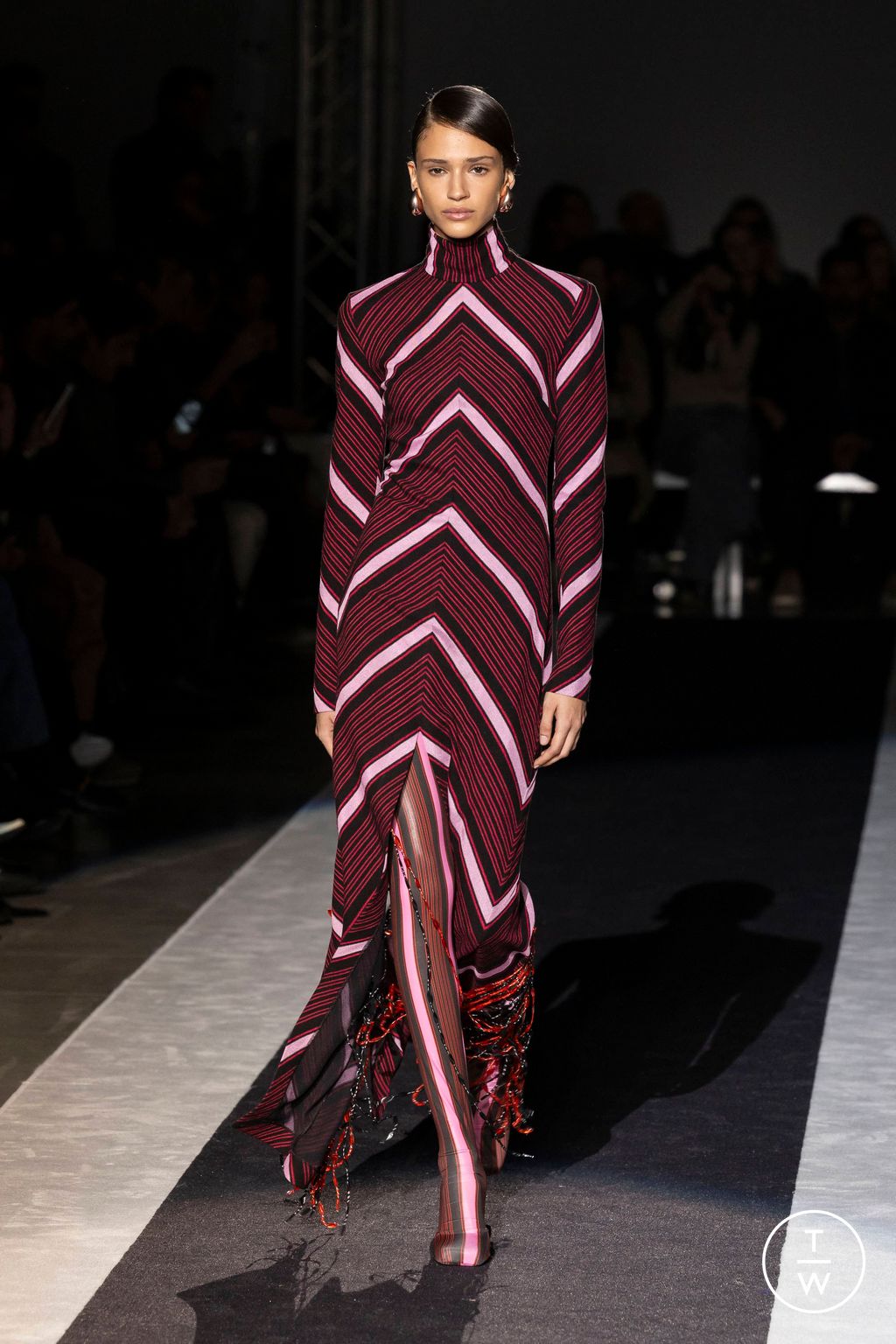 Fashion Week Milan Fall/Winter 2024 look 19 from the Missoni collection womenswear