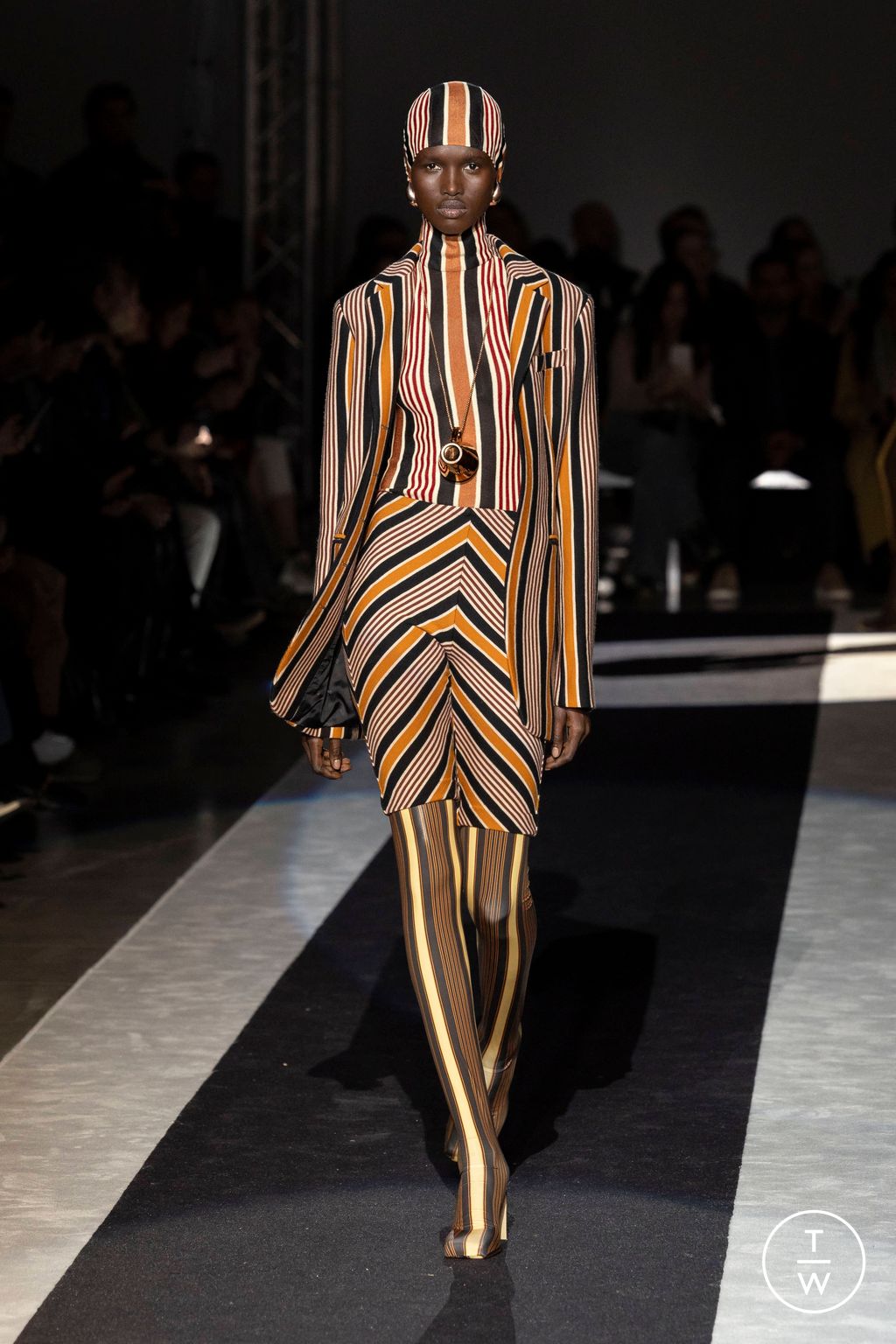 Fashion Week Milan Fall/Winter 2024 look 28 from the Missoni collection womenswear