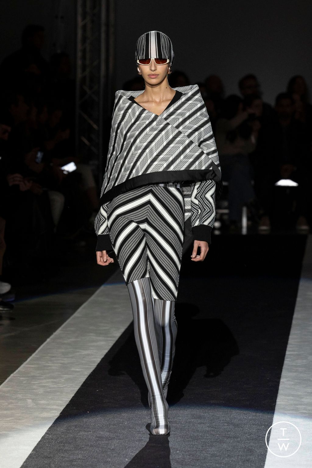 Fashion Week Milan Fall/Winter 2024 look 36 from the Missoni collection womenswear