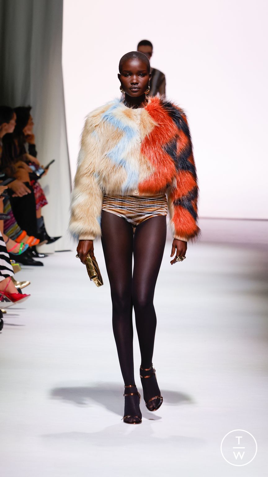 Fashion Week Milan Fall/Winter 2023 look 3 de la collection Missoni womenswear