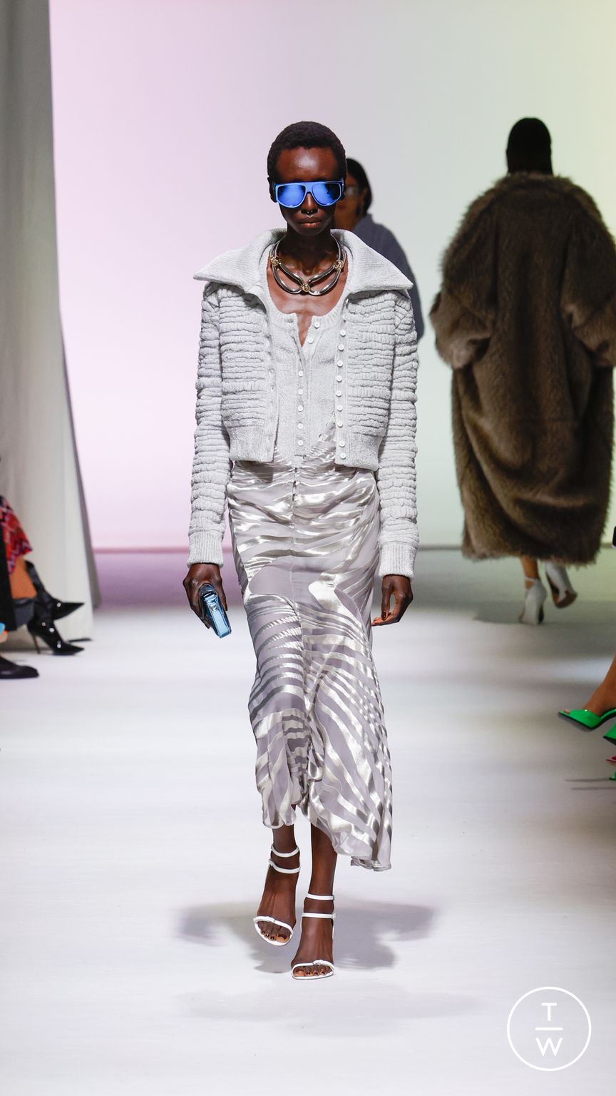 Fashion Week Milan Fall/Winter 2023 look 23 from the Missoni collection 女装