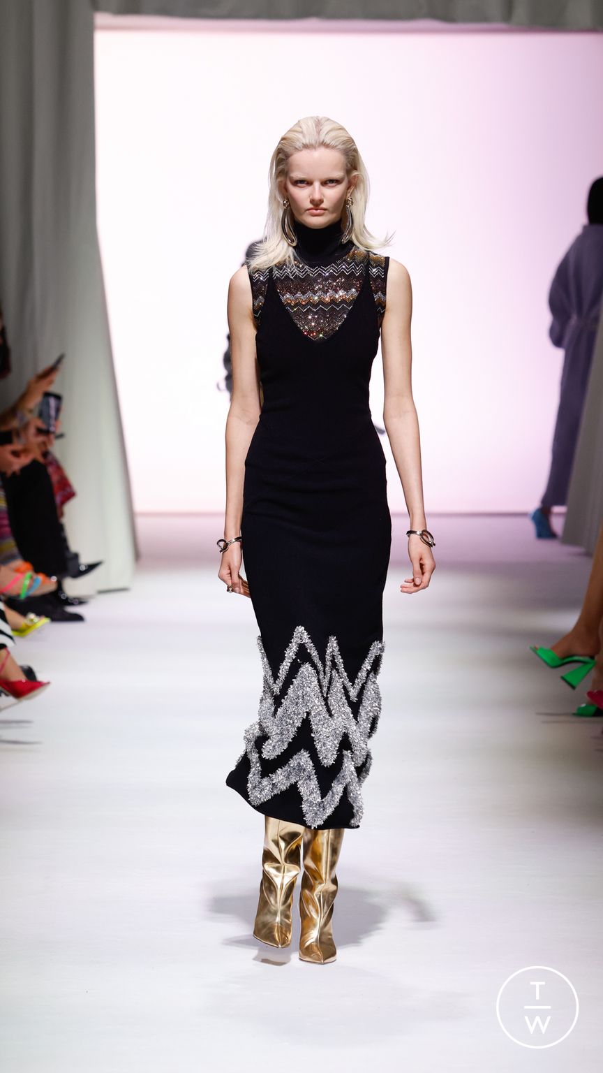 Fashion Week Milan Fall/Winter 2023 look 30 de la collection Missoni womenswear