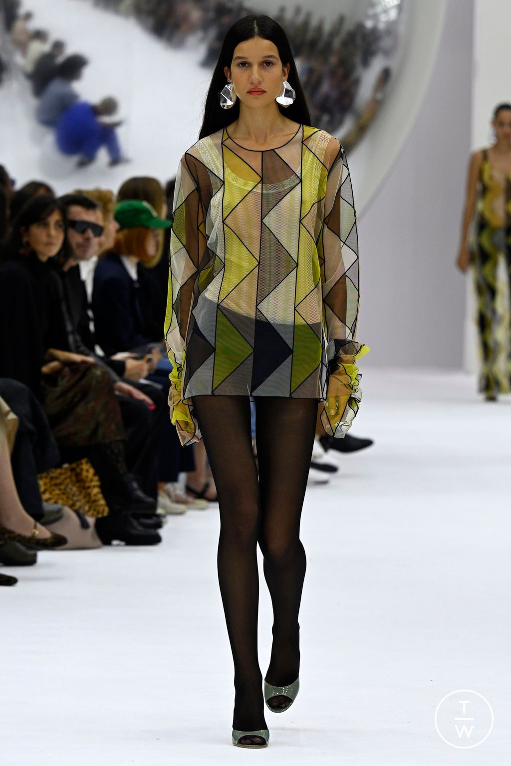 Fashion Week Milan Spring/Summer 2024 look 13 from the Missoni collection 女装