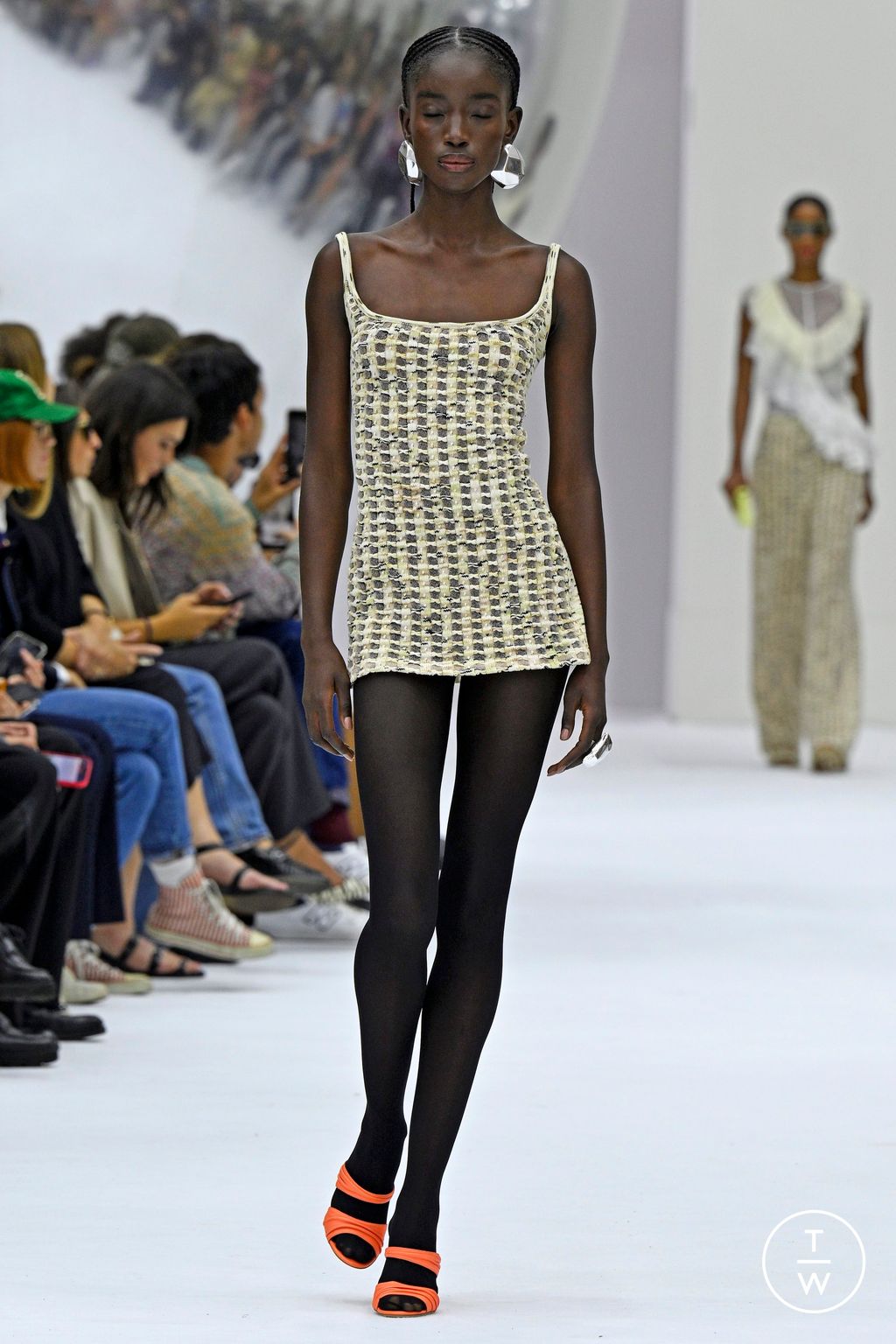 Fashion Week Milan Spring/Summer 2024 look 16 from the Missoni collection womenswear