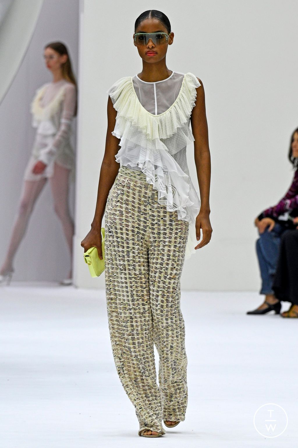 Fashion Week Milan Spring/Summer 2024 look 17 from the Missoni collection womenswear