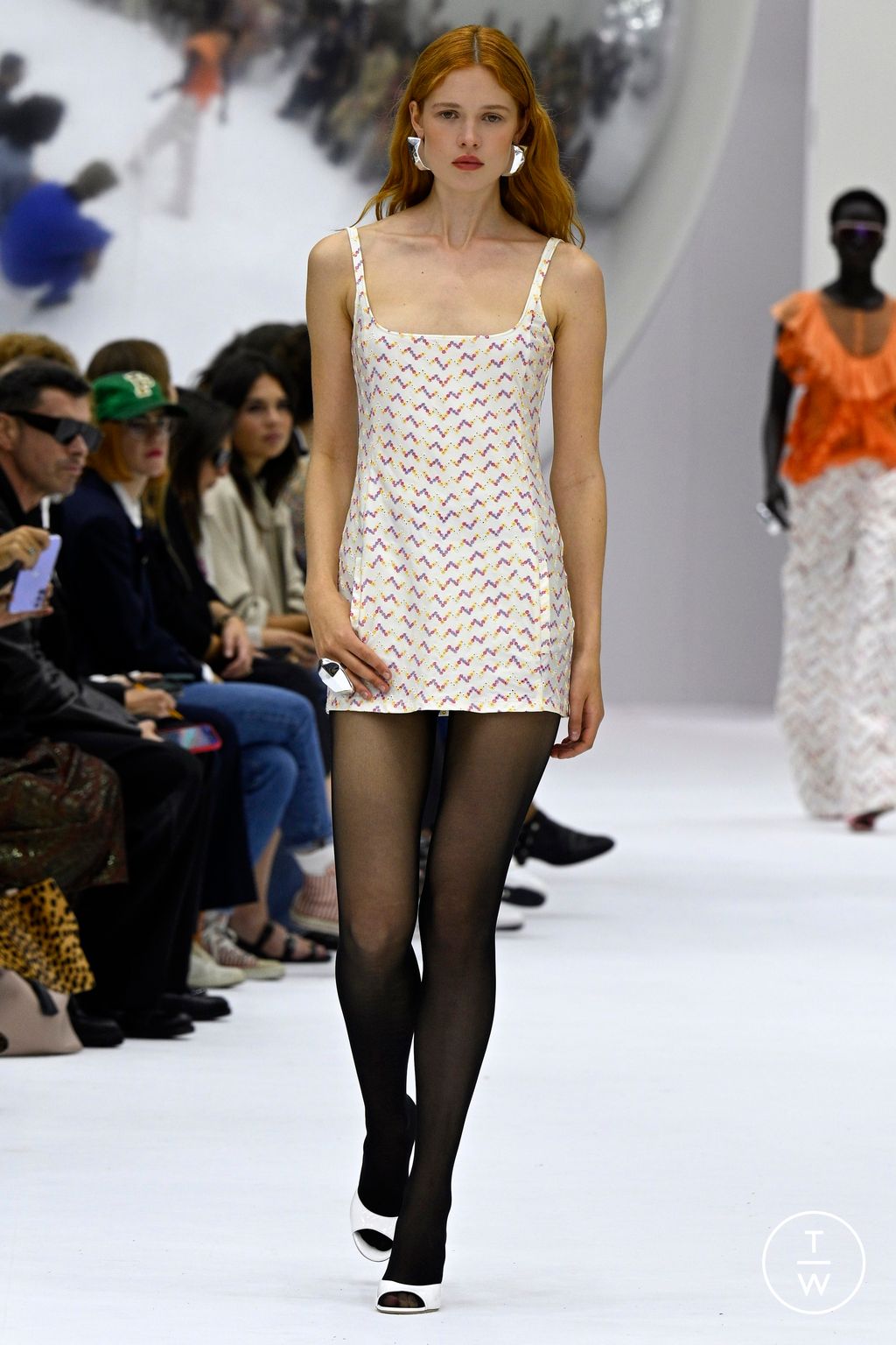 Fashion Week Milan Spring/Summer 2024 look 28 from the Missoni collection 女装