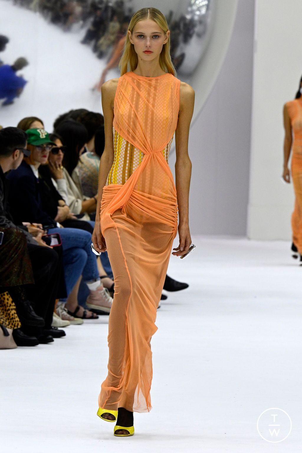 Fashion Week Milan Spring/Summer 2024 look 35 from the Missoni collection womenswear