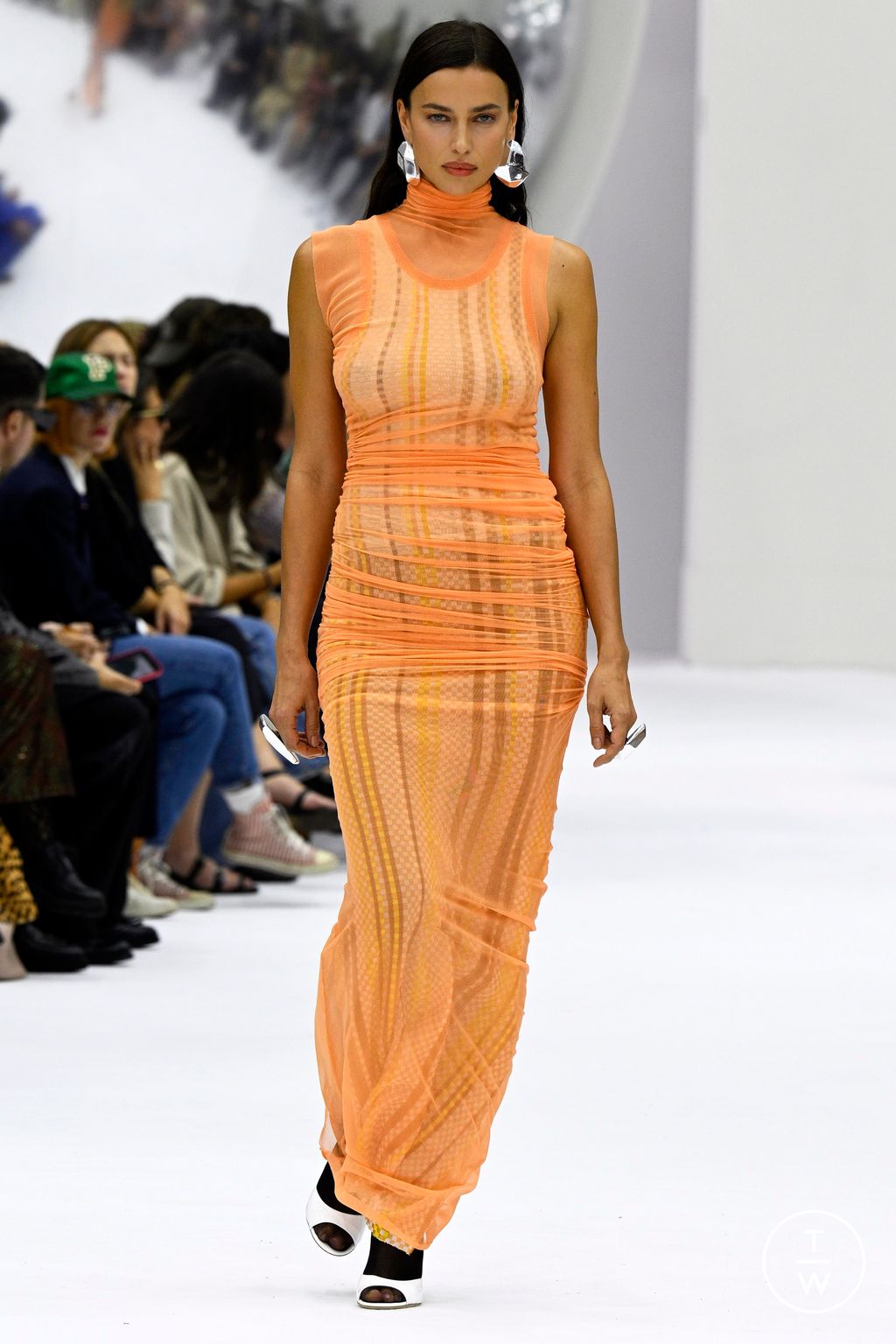 Fashion Week Milan Spring/Summer 2024 look 36 from the Missoni collection 女装
