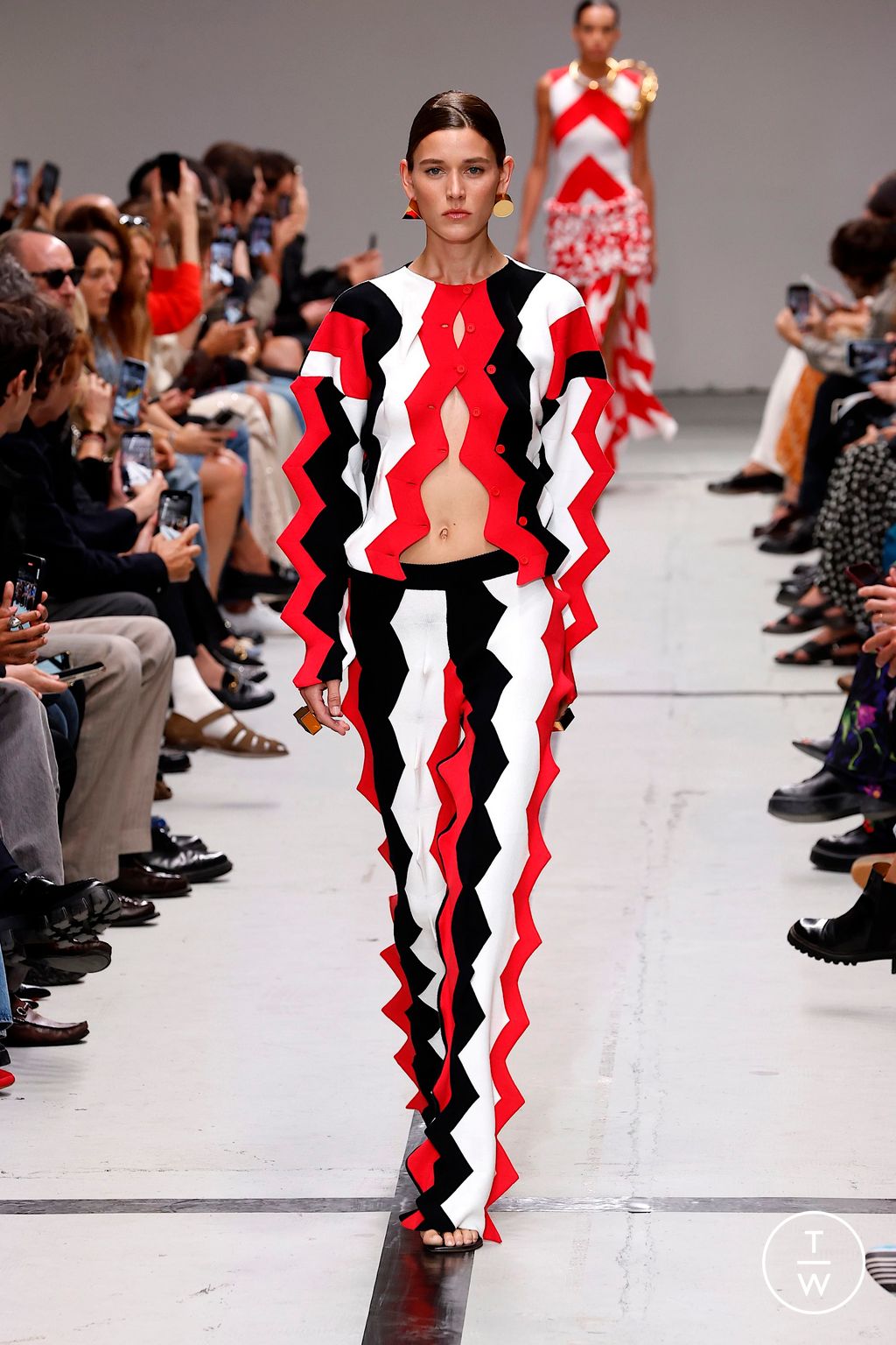 Fashion Week Milan Spring/Summer 2025 look 2 from the Missoni collection womenswear