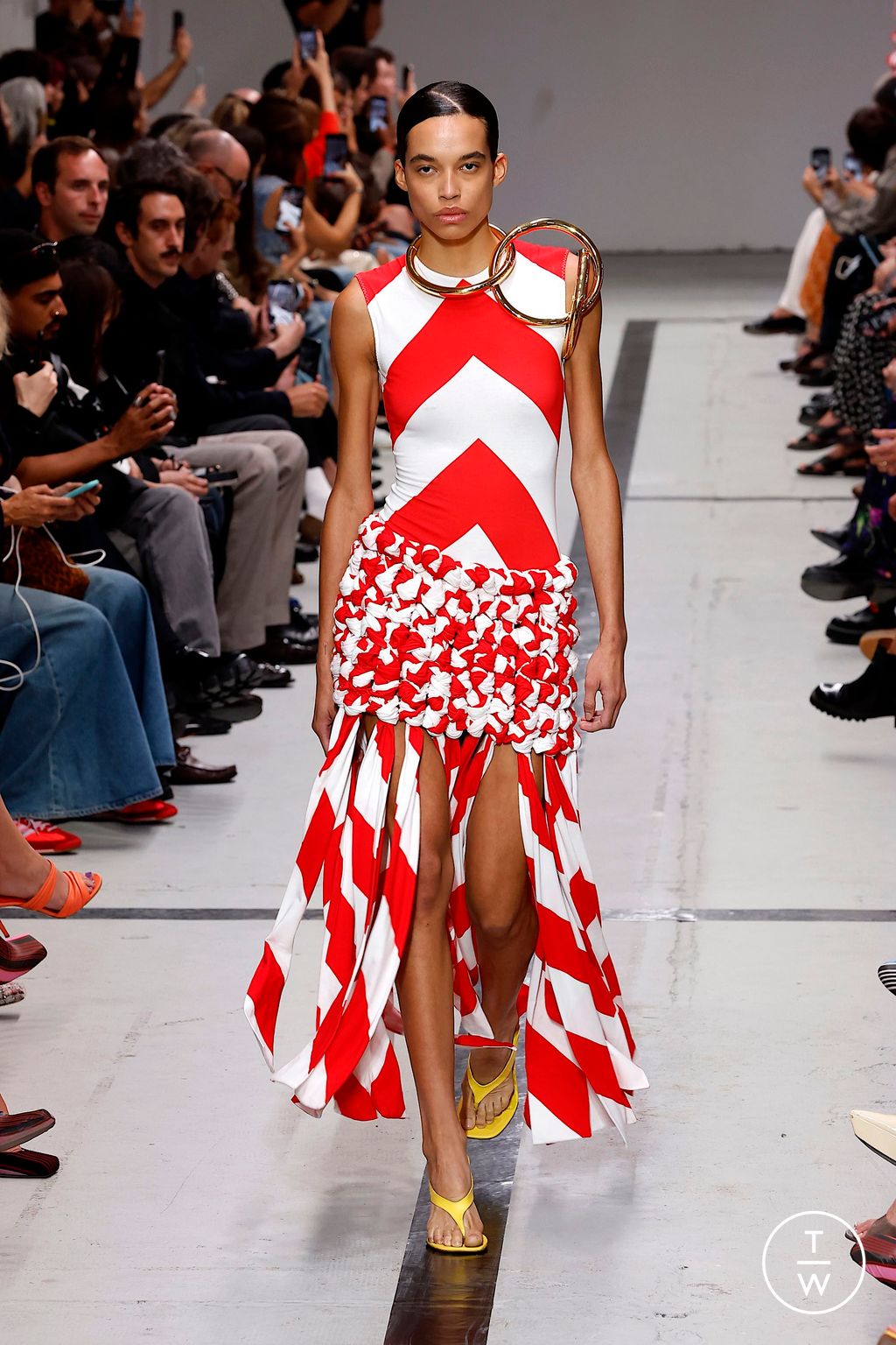 Fashion Week Milan Spring/Summer 2025 look 3 from the Missoni collection womenswear