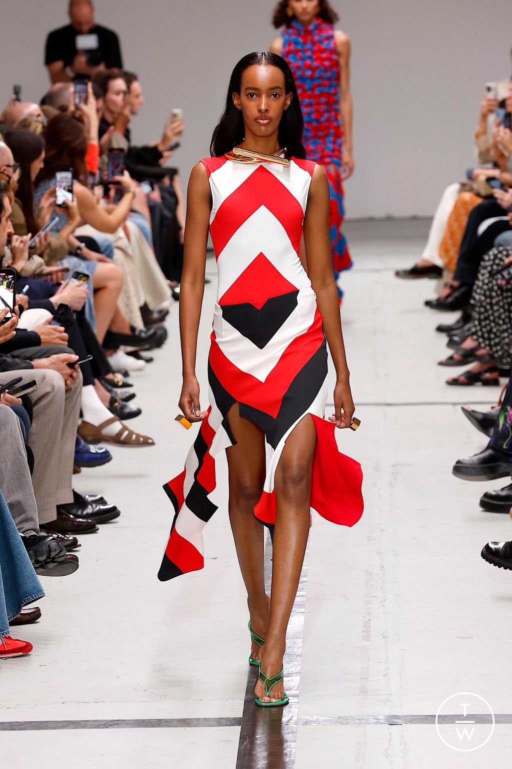 Fashion Week Milan Spring/Summer 2025 look 7 from the Missoni collection womenswear