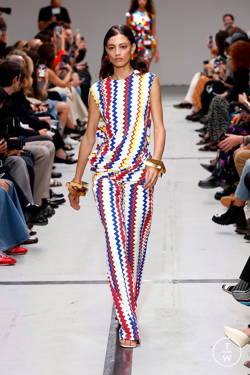 Fashion Week Milan Spring/Summer 2025 look 26 from the Missoni collection womenswear