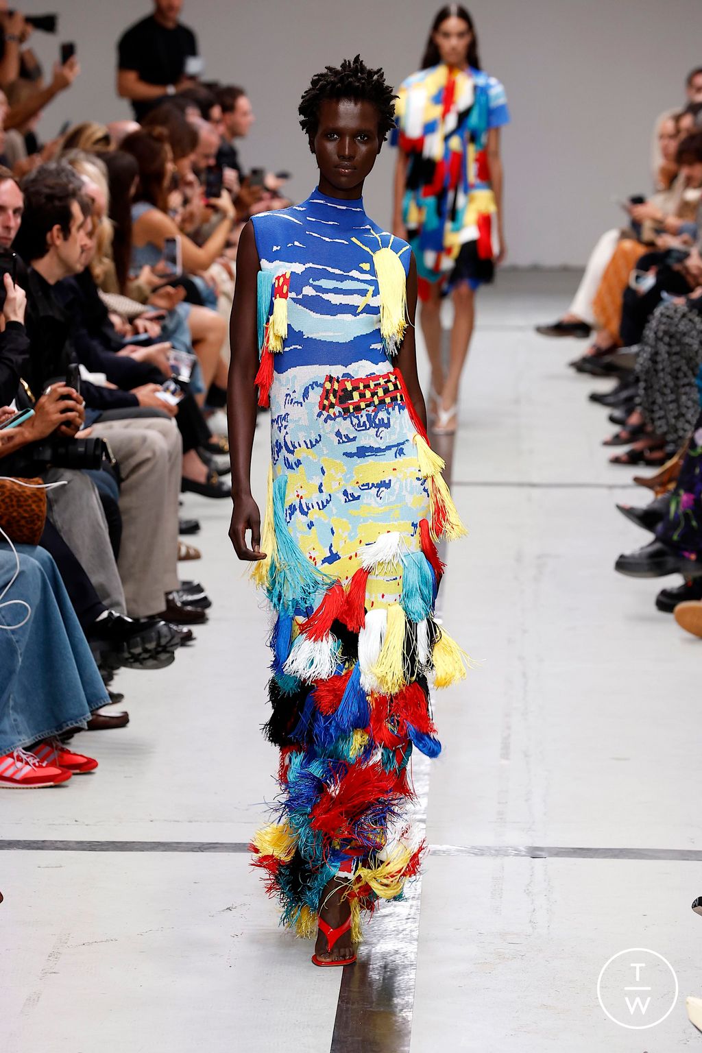 Fashion Week Milan Spring/Summer 2025 look 28 from the Missoni collection womenswear