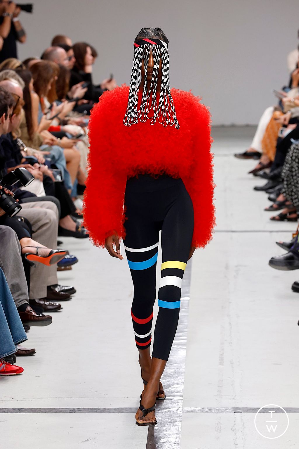 Fashion Week Milan Spring/Summer 2025 look 40 from the Missoni collection womenswear